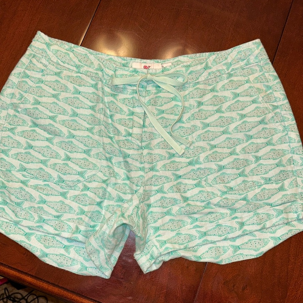 NWOT; Vineyard Vines aqua-colored fish shorts